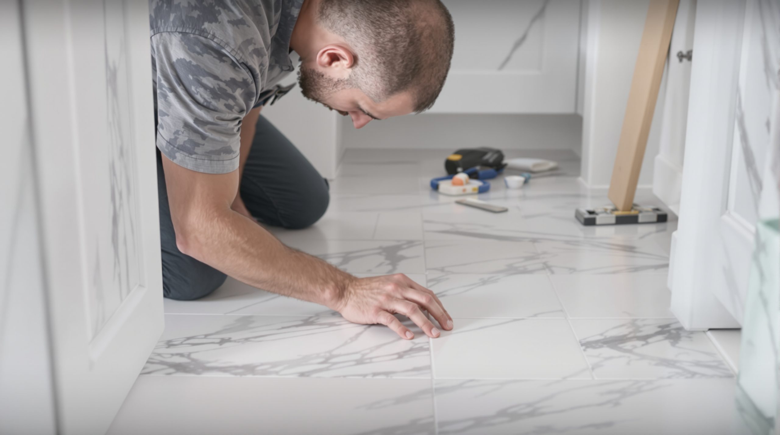 Tarif marbre et pose : découvrez les prix et astuces pratiques